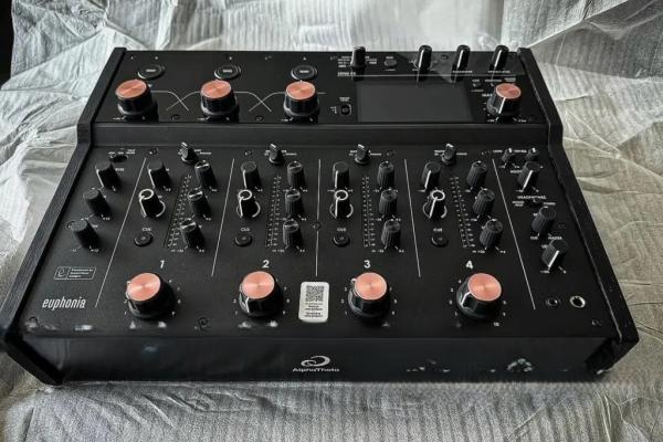 Ogłoszenie - Pioneer CDJ-3000, AlphaTheta Euphonia, Pioneer DJ DJM-A9, Pioneer CDJ-2000NXS2, Pioneer DJM-900NXS2, Pioneer DJ DJM-V10 - Hiszpania - 4 200,00 zł
