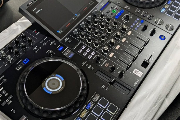 Ogłoszenie - AlphaTheta XDJ-AZ, AlphaTheta OMNIS-DUO , Pioneer DJ OPUS-QUAD, Pioneer DJ XDJ-RX3, Pioneer XDJ-XZ, Pioneer DDJ-FLX10 - Hiszpania - 3 600,00 zł