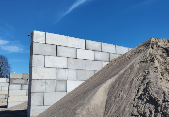 Ogłoszenie - BLOCZKI Bloki betonowe LEGO - Ełk - 140,00 zł