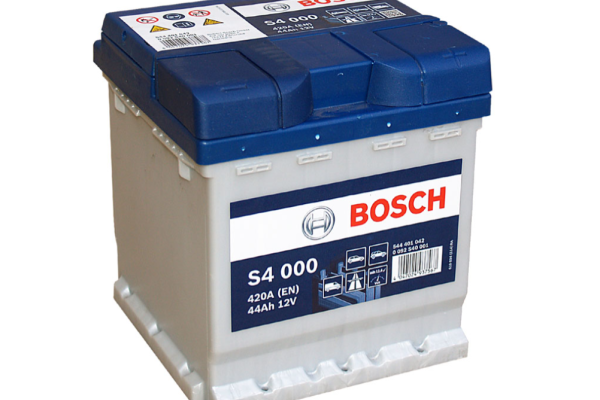 Ogłoszenie - Akumulator Bosch 12V 44Ah/420A S4000 kostka - Słupsk - 280,00 zł