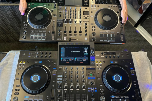 Ogłoszenie - AlphaTheta XDJ-AZ, AlphaTheta OMNIS-DUO , Pioneer DJ OPUS-QUAD, Pioneer DJ XDJ-RX3, Pioneer XDJ-XZ, Pioneer DDJ-FLX10 - Hiszpania - 3 600,00 zł