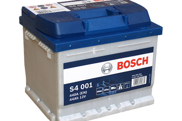 Ogłoszenie - Akumulator 44Ah/440A Bosch 12V S4001 niski - Gdańsk - 300,00 zł