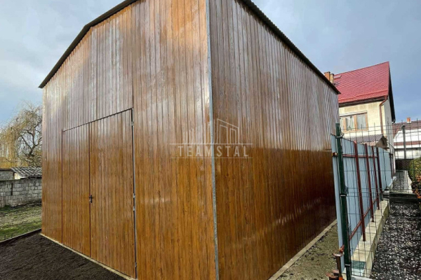Ogłoszenie - Hala blaszana - Garaż blaszany 6x6m - Brama dwuskrzydłowa - 2x okno - drewnopodobny - dach dwuspadowy TS1021 - Września - 18 650,00 zł