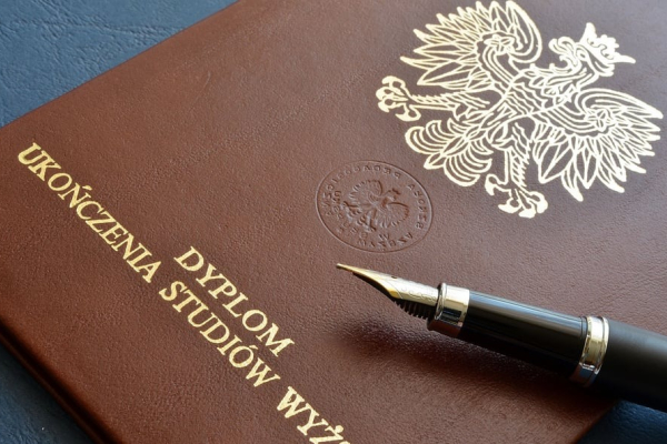 Ogłoszenie - Dyplom ukończenia studiów cena Dyplom kolekcjonerski sprzedam Gdzie kupić świadectwo ukończenia szkoły średniej z wpisem - Rumia - 950,00 zł