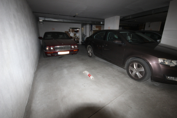 Ogłoszenie - 2 Miejsca Postojowe (32m2) okolice Placu Kromera (Wrocław) - Wrocław - 80 000,00 zł