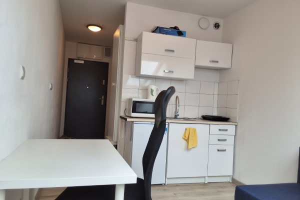 Ogłoszenie - 1pok, 18met, Okolice Koszarowej WINDA/2022 (Wrocław) - Wrocław - 1 700,00 zł