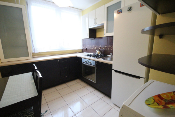 Ogłoszenie - 3pok, 52met, okolice Ślicznej PIWNICA/PARKING (Wrocław) - Wrocław - 3 300,00 zł
