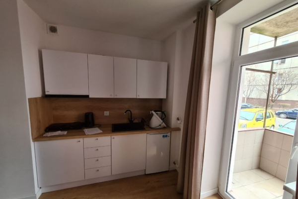 Ogłoszenie - 1pok, 15met, okolice Muchoborskiej BALKON/PIWNICA (Wrocław) - Wrocław - 1 650,00 zł