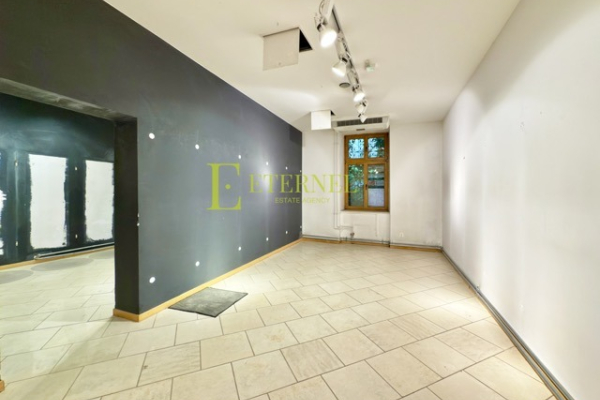Ogłoszenie - Prestiżowy lokal handlowy 287 m² w Starym Mieście Kraków – ul. Zwierzyniecka - Kraków - 4 000 000,00 zł