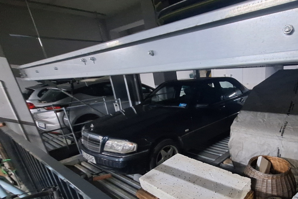 Ogłoszenie - Miejsce Postojowe (17m2) okolice Dworca Głównego (Wrocław) - Wrocław - 299,00 zł