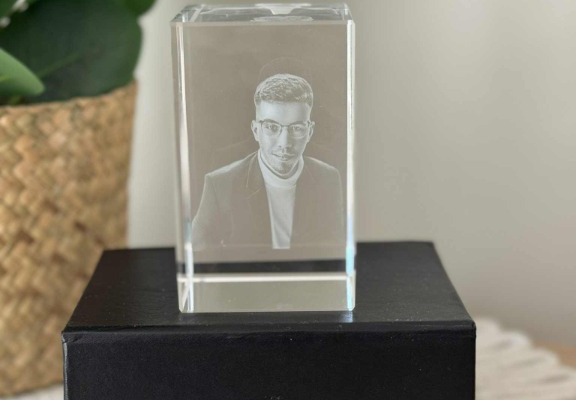 Ogłoszenie - Crystally – Nawiąż z Nami Współpracę! Personalizowane Kryształy 3D Dla Twoich Klientów - 200,00 zł