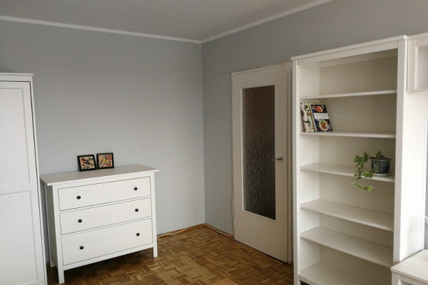 Ogłoszenie - 2pok, 37met, okolice Lotniczej BALKON/WINDA (Wrocław) - Wrocław - 1 650,00 zł