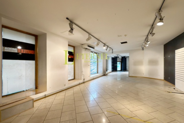 Ogłoszenie - Prestiżowy lokal handlowy 287 m² w Starym Mieście Kraków – ul. Zwierzyniecka - Kraków - 4 000 000,00 zł