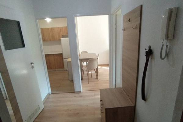 Ogłoszenie - 2pok, 38met, okolice Puckiej BALKON/PIWNICA (Wrocław) - Wrocław - 450 000,00 zł