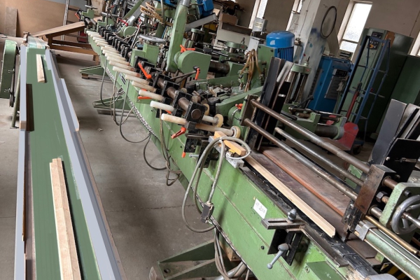 Ogłoszenie - Szlifierka STEMAS do listew profilowych itp. z powrotem materiału - Wadowice - 11 900,00 zł