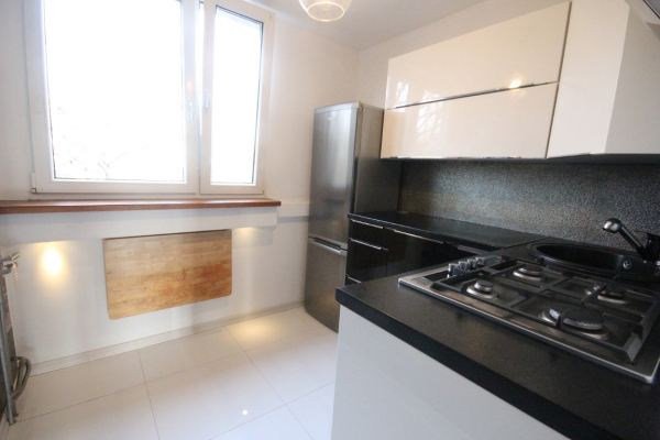 Ogłoszenie - 2pok, 47met, ul. Legnicka BALKON/PO REMONCIE (Wrocław) - Wrocław - 2 700,00 zł