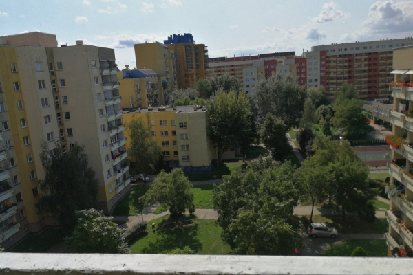 Ogłoszenie - 2pok, 37met, okolice Lotniczej BALKON/WINDA (Wrocław) - Wrocław - 1 650,00 zł