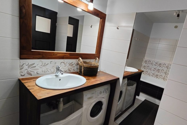 Ogłoszenie - 2pok, 42met, Okolice Powstańców Śląskich BALKON/KOMÓRKA (Wrocław) - Wrocław - 559 000,00 zł