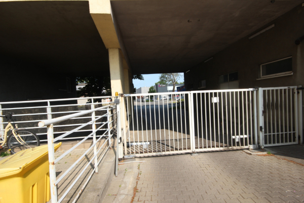 Ogłoszenie - 2 Miejsca Postojowe (22m2) okolice Placu Kromera (Wrocław) - Wrocław - 80 000,00 zł
