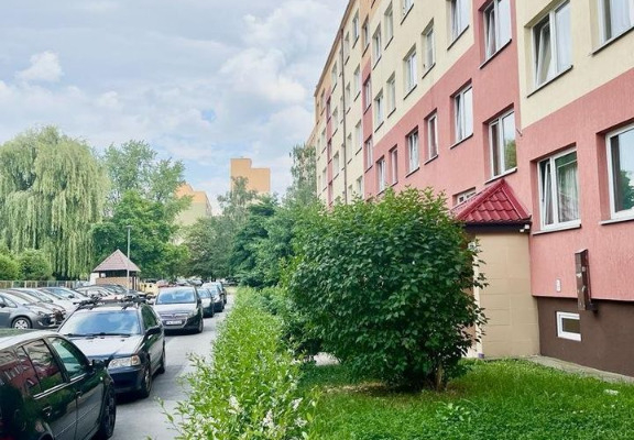 Ogłoszenie - 2pok, 39met, okolice Poleskiej PO REMONCIE/PIWNICA (Wrocław) - Wrocław - 495 000,00 zł