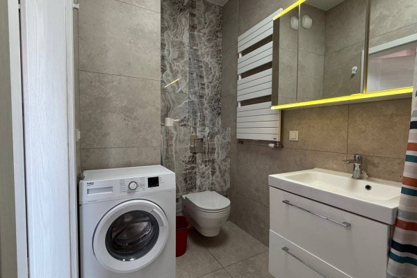 Ogłoszenie - 1pok, 34met, Okolice Zyndrama z Maszkowic BALKON/WINDA (Wrocław) - Wrocław - 2 700,00 zł