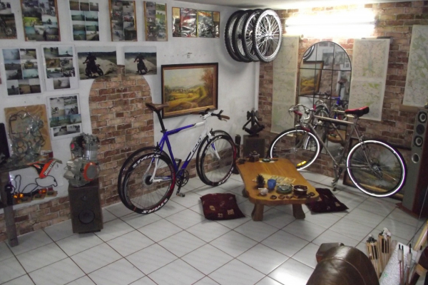 Ogłoszenie - Budowa motocykli bike Cafe Racer tuning motocykle WK1 - Gniezno - 50 000,00 zł