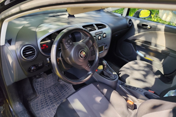 Ogłoszenie - seat leon II 1,6 102 km. 2007r. - Radom - 12 500,00 zł
