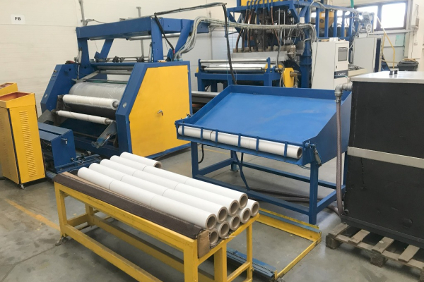 Ogłoszenie - Sprzedam maszynę do produkcji foli stretch - 599 000,00 zł