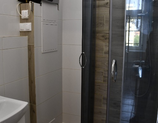 Ogłoszenie - pokój w 3-pokojowy, przestronnym w centrum miasta na Ostrowie Tumskim, 74m2 - Wrocław - 1 600,00 zł