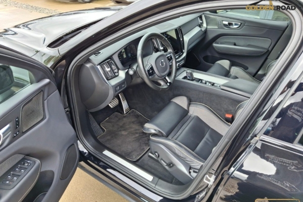 Ogłoszenie - VOLVO  2,0 benz 197KM R-DESIGN klima elektryka skóra opłacony. Zdjęcie 8