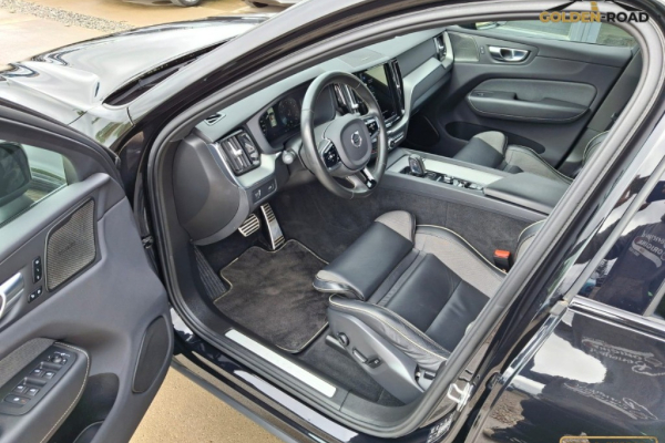 Ogłoszenie - VOLVO  2,0 benz 197KM R-DESIGN klima elektryka skóra opłacony - Kołobrzeg - 124 900,00 zł
