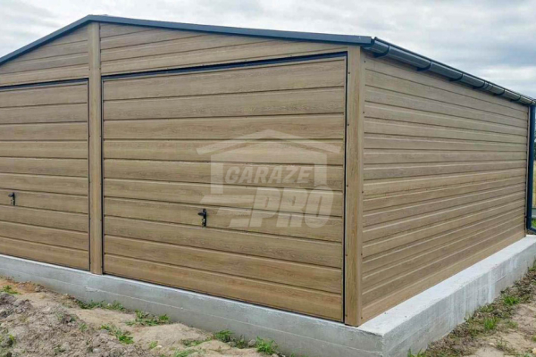 Ogłoszenie - Garaż blaszany 6x5,8m - 2x brama uchylna - drzwi - okno - winchester - drewnopodobny - rynny - dach dwuspadowy GP454 - Toruń - 14 990,00 zł