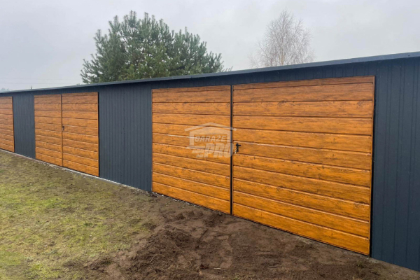 Ogłoszenie - Rząd garaży Garaż blaszany 18x5m 3x brama dwuskrzydłowa drzwi drewnopodobny dach GP525 - Gryfice - 22 900,00 zł