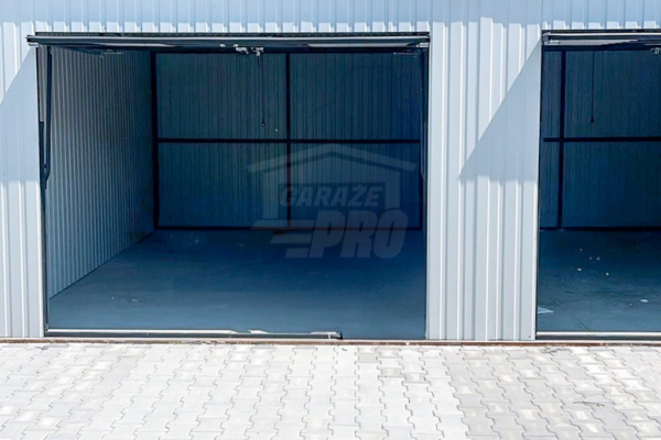 Ogłoszenie - Rząd garaży 28x5,5m - 7x bramy uchylne - biały - antracyt - dach spad w tył  GP489 - Katowice - 47 500,00 zł