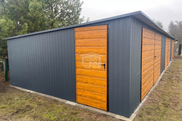 Ogłoszenie - Rząd garaży Garaż blaszany 18x5m 3x brama dwuskrzydłowa drzwi drewnopodobny dach GP525 - Gryfice - 22 900,00 zł