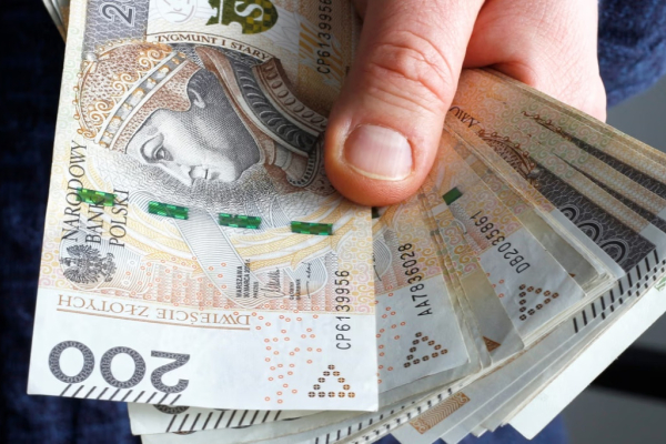 Ogłoszenie - Pożyczki pod zastaw Szybko Tanio Bezpiecznie Korzystne Niski % bez sprawdzania BIK / baz - Katowice - 900,00 zł