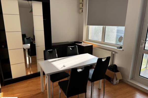 Ogłoszenie - 1pok, 28met, okolice Dąbrowskiego BALKON/WINDA (Wrocław) - Wrocław - 2 700,00 zł
