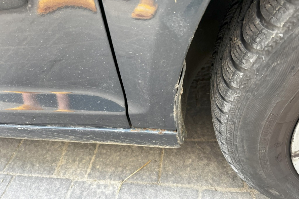 Ogłoszenie - Syndyk sprzeda samochód Volkswagen Golf z 2006 roku - Kraków - 10 000,00 zł