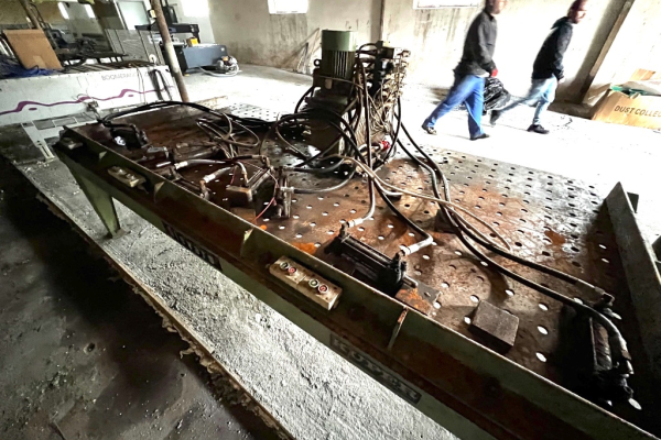 Ogłoszenie - Prasa hydrauliczna SIEVERS do klejenia konstrukcji - łuków z drewna - Wadowice - 15 900,00 zł
