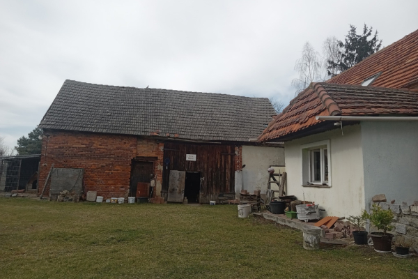 Ogłoszenie - 5pok, 80met, okolice Kątów Wrocławskich OGRÓD/STAJNIA/STODOŁA - Wrocław - 400 000,00 zł