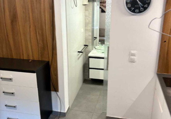 Ogłoszenie - 1pok, 18met, Okolice Ruskiej ANTRESOLA (Wrocław) - Wrocław - 2 350,00 zł
