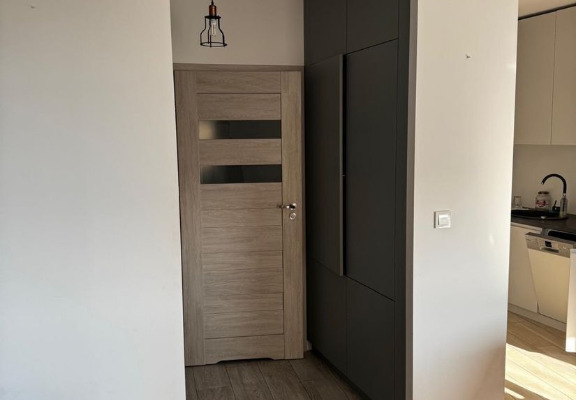 Ogłoszenie - 1pok, 28met, okolice Dąbrowskiego BALKON/WINDA (Wrocław) - Wrocław - 2 700,00 zł