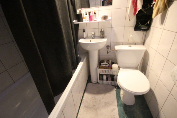 Ogłoszenie - 2pok, 50met, okolice Galerii Dominikańskiej BALKON/PIWNICA (Wrocław) - Wrocław - 550 000,00 zł