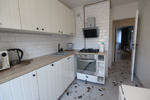 Ogłoszenie - 2pok, 44met, okolice Szewskiej BALKON/PIWNICA/PARKING (Wrocław) - Wrocław - 2 700,00 zł