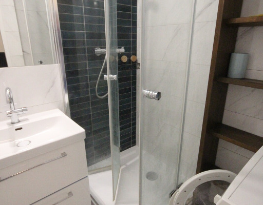 Ogłoszenie - 2pok, 44met, okolice Szewskiej BALKON/PIWNICA/PARKING (Wrocław) - Wrocław - 2 700,00 zł
