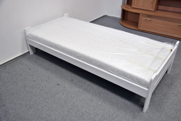 Ogłoszenie - łóżko z drewna sosnowego z nowym materacem - Olsztyn - 750,00 zł