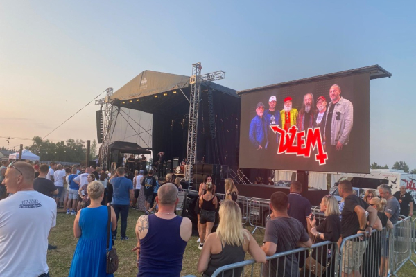 Ogłoszenie - Telebim mobilny Ekran LED 15m2 na platformie Wynajem. Zdjęcie 6
