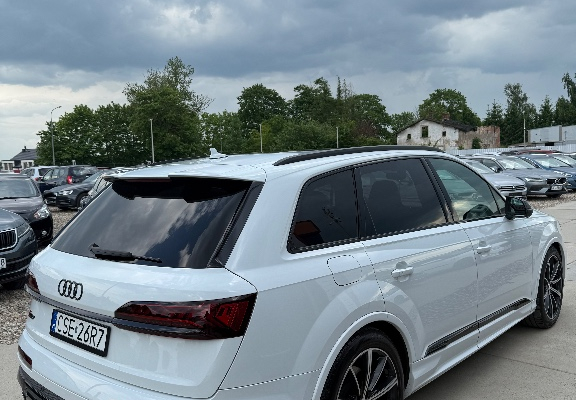 Ogłoszenie - Audi SQ7 TFSI Quattro Tiptronic - 199 000,00 zł