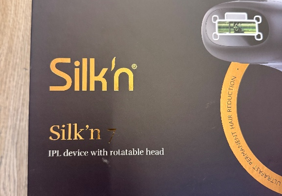 Ogłoszenie - Depilator eHPL IPL Silk’n 7 z obrotową głowicą i 3 końcówkami czarny - 975,00 zł