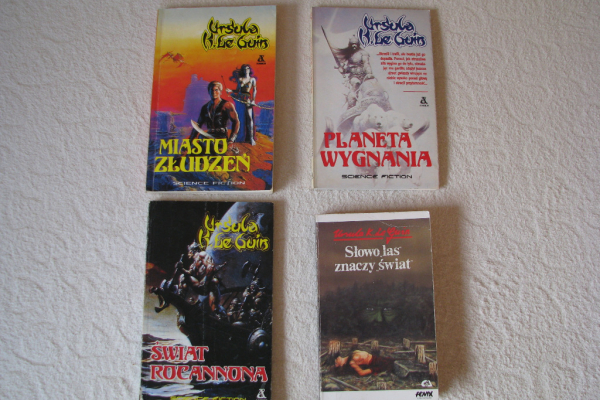 Ogłoszenie - Ursula K. Le Guin, cykl Ekumena 4 tomy, Wydanie I - Wieliczka - 69,00 zł